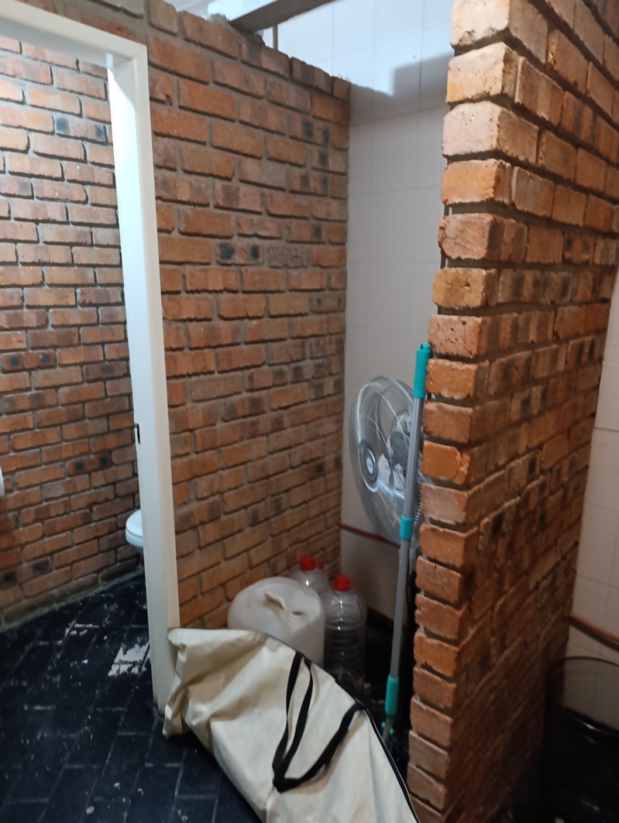 To Let commercial Property for Rent in Universitas Free State